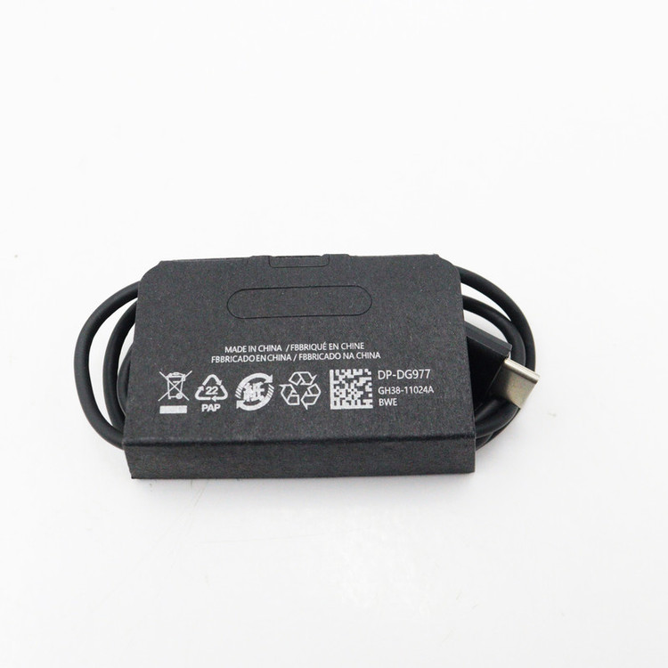 شارژر دیواری 45 وات مدل YP-45W/USB-C به همراه کابل USB-C